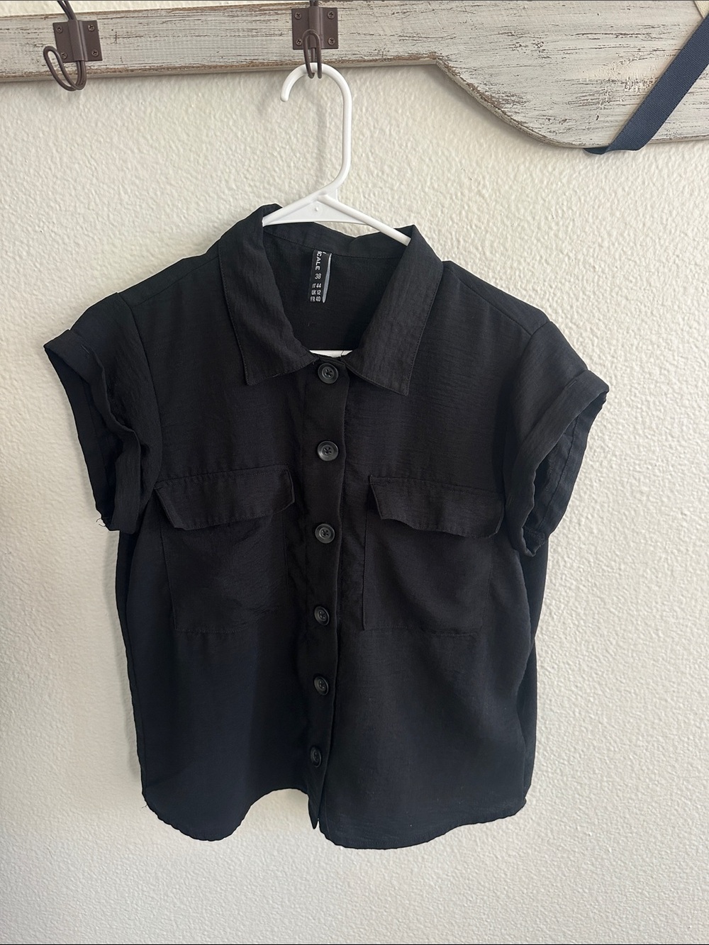 Girls' Black Short-Sleeve Button-Front